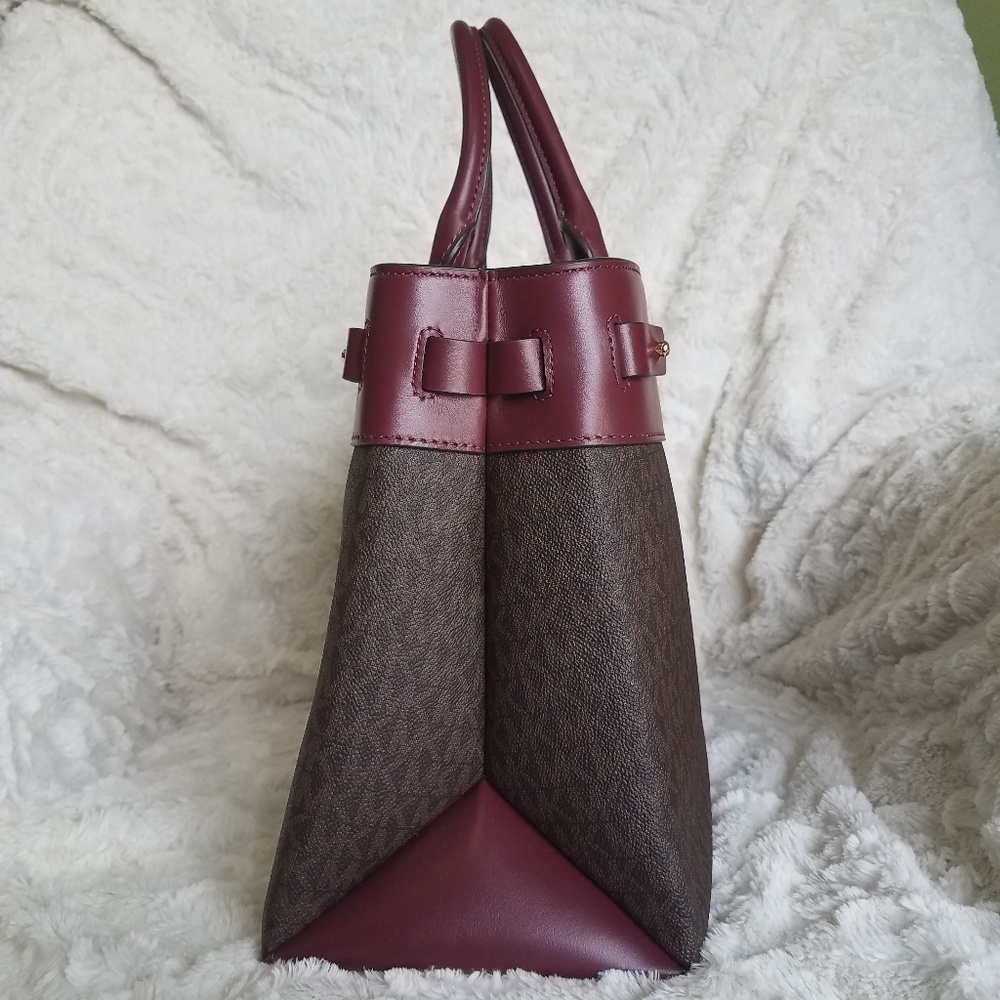 Michael Kors Gramercy Satchel - Picture 3 of 8